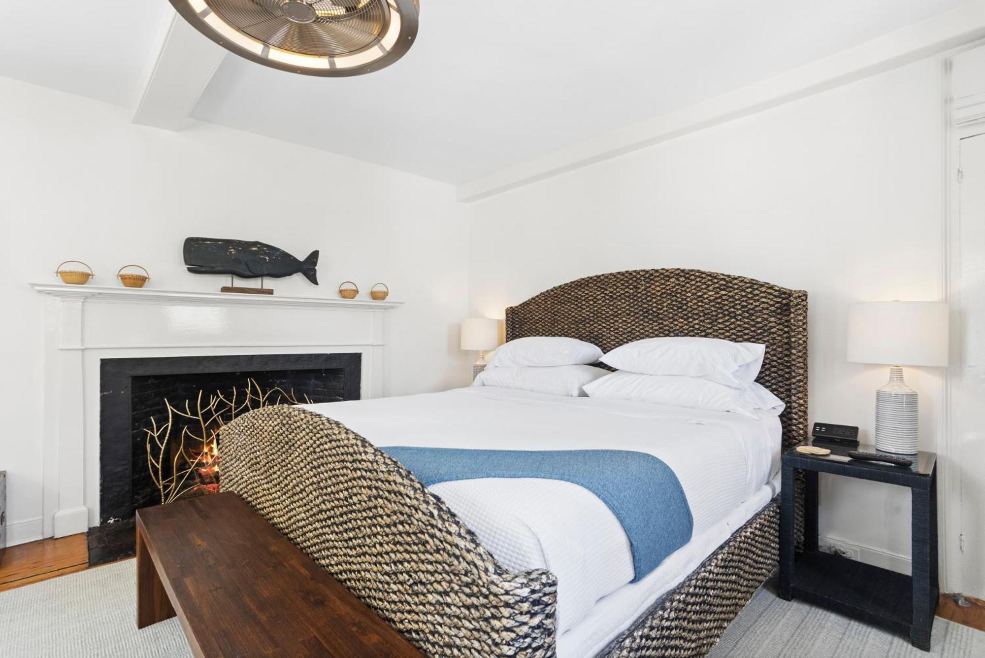 Carlisle House Inn Нантакет Экстерьер фото
