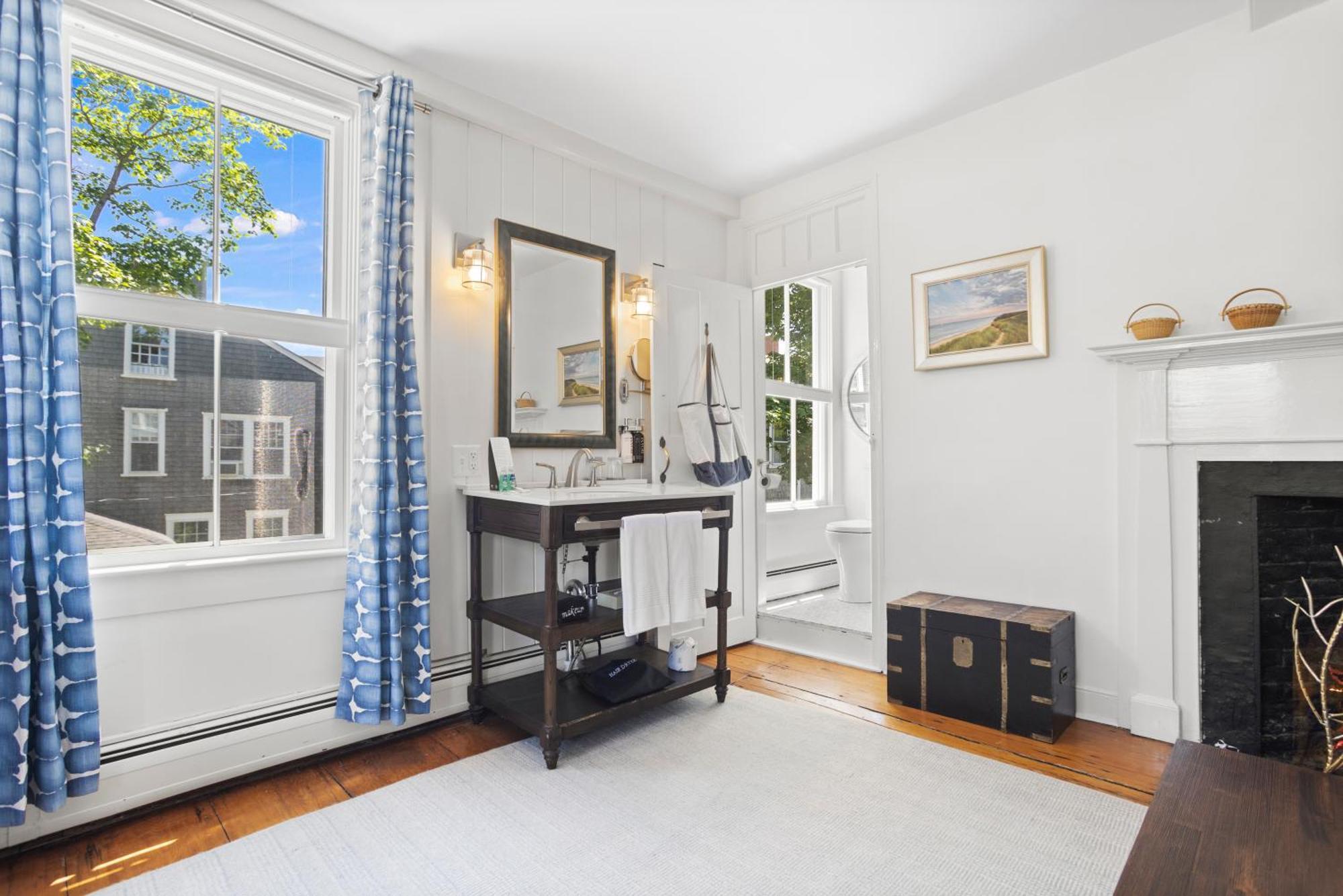 Carlisle House Inn Нантакет Экстерьер фото